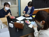 【レポ】小学校のふるさとボランティアで
「植物の香りで芳香剤つくり」
